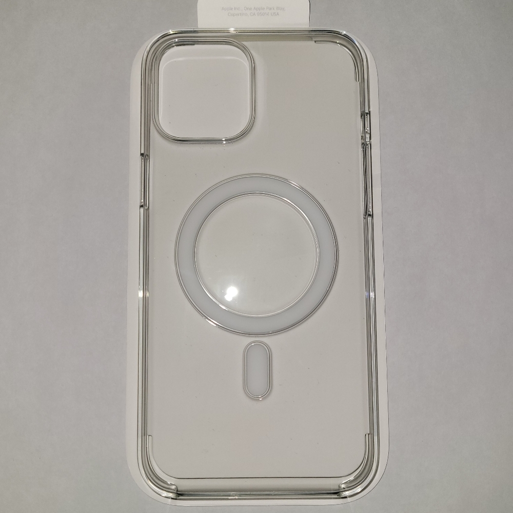 Apple Clear Case with MagSafe for iPhone 12 Pro Max